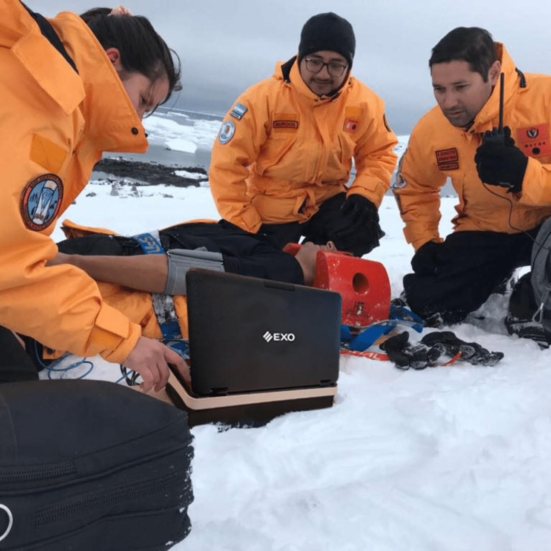 Centro de Diagnóstico Móvil en uso en la Antártida Argentina